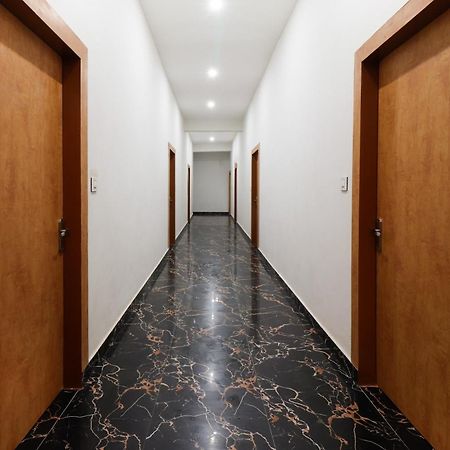 Hotel O Taj Royal Tājganj Zewnętrze zdjęcie